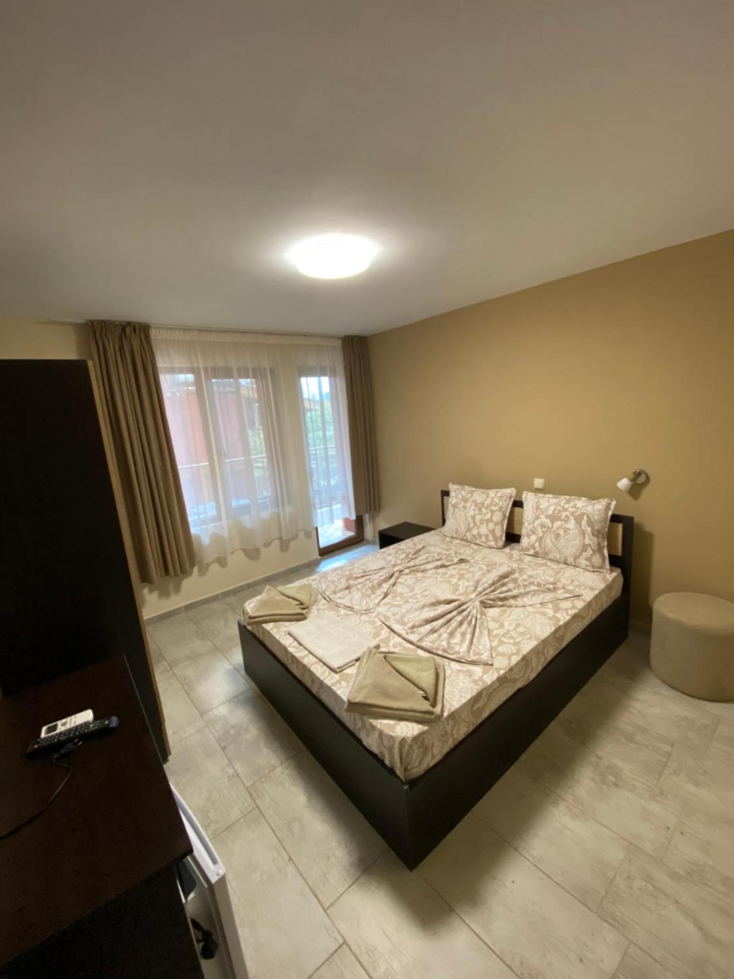 Guest Rooms Wild Duck Ezerets 外观 照片