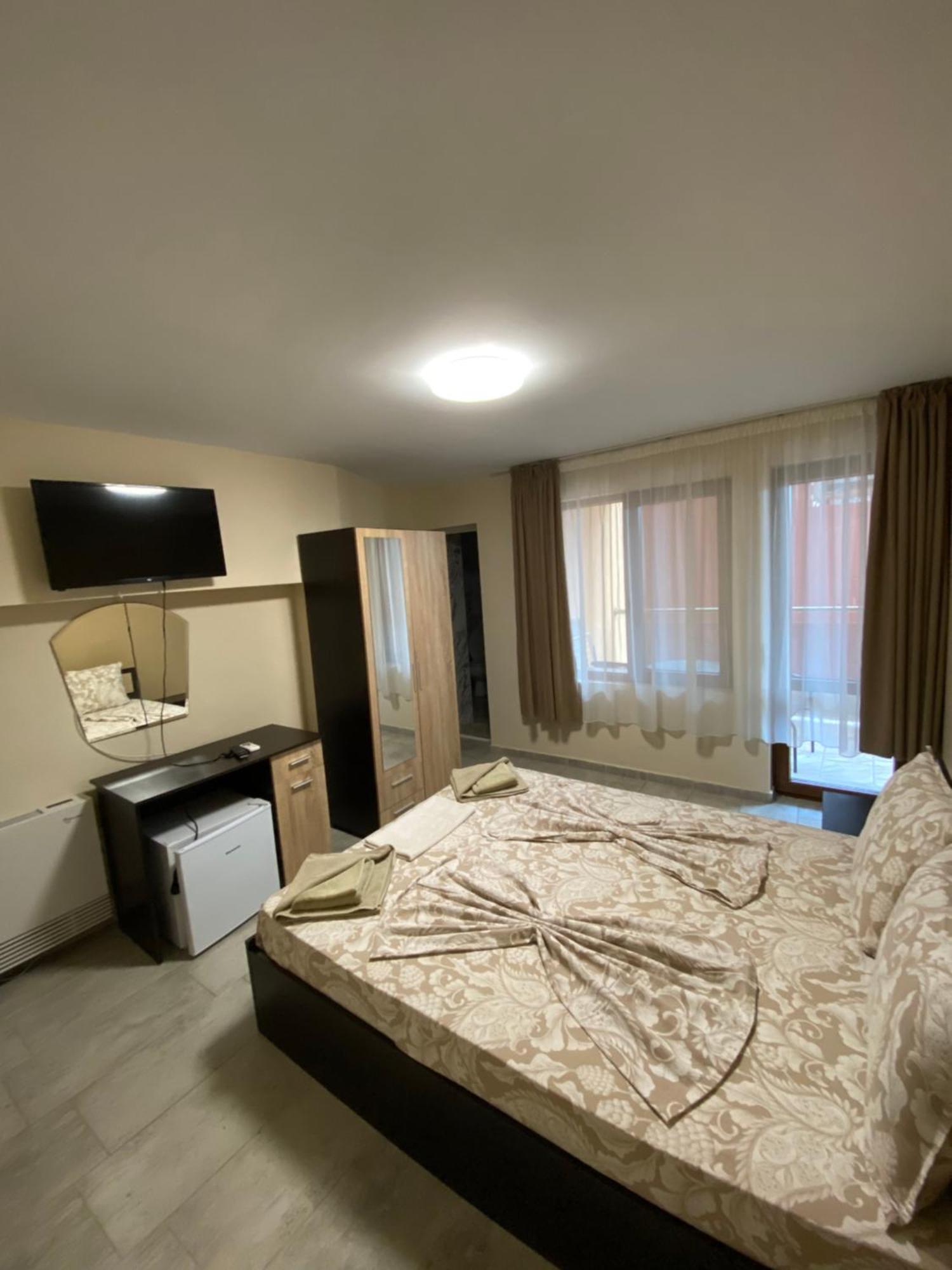 Guest Rooms Wild Duck Ezerets 外观 照片
